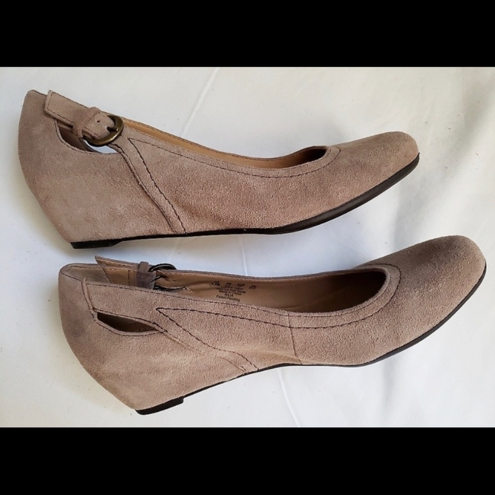 Naturalizer N5 Comfort Wedges size 6.5